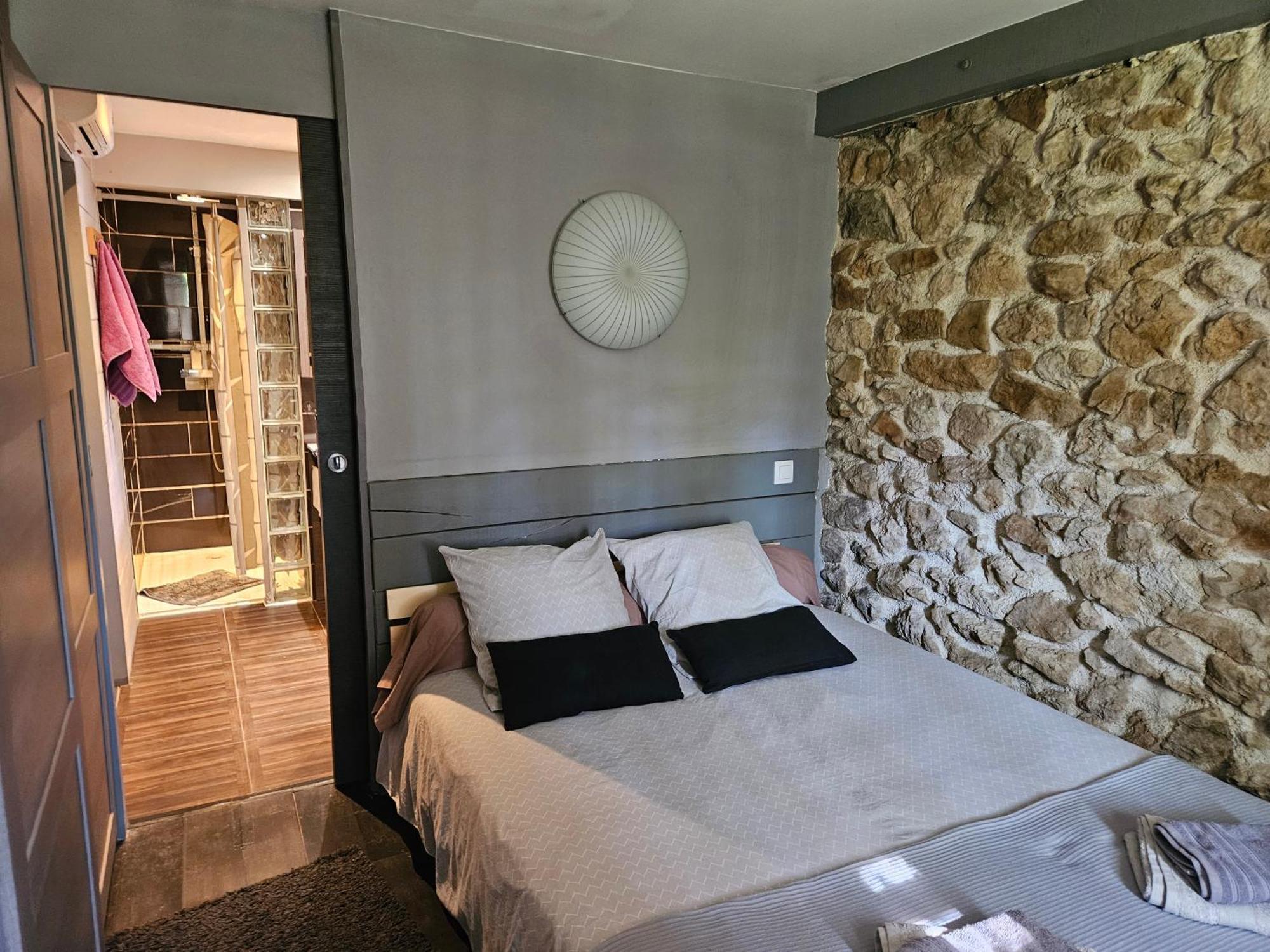 Bed & Breakfast Le Tempo Entrecasteaux